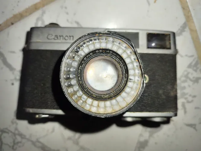 Câmera Canon canonet para decoração ou peças