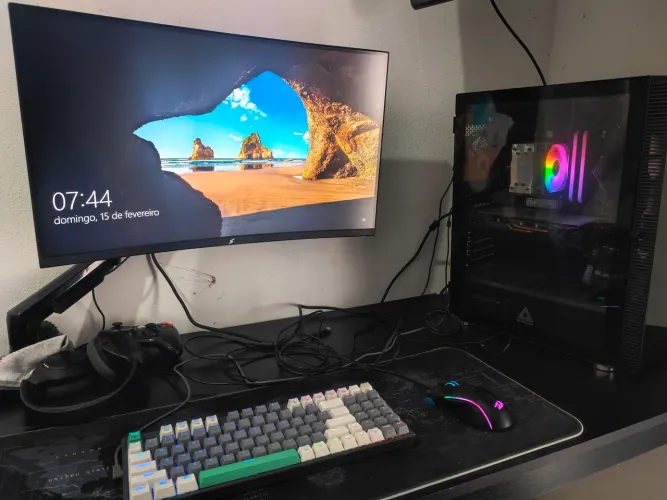 PC Gamer Ryzen 5 + RX 5700XT + 16GB + 2TB NVMe + Monitor 2K Completo ?