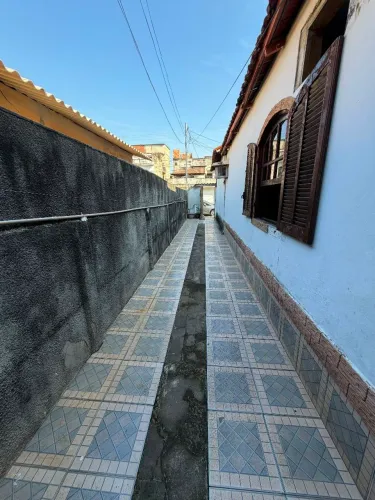 DUAS excelentes oportunidades ( duas casas preço de uma) Magalhaes Bastos,