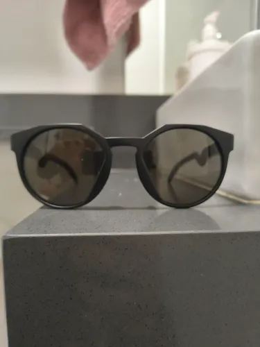 Oakley HSTN Original OO9242-02 com Lente Prizm