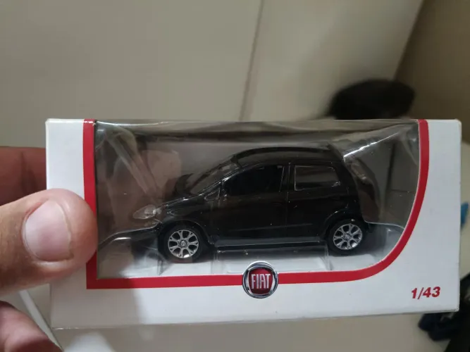 Miniatura Fiat Punto 1:43