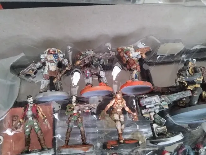 Board game zombicide invader