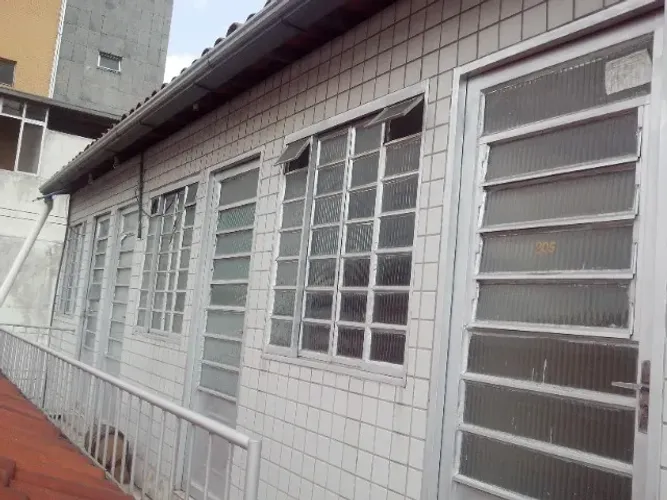 Alugo suítes próximas ao centro de BH