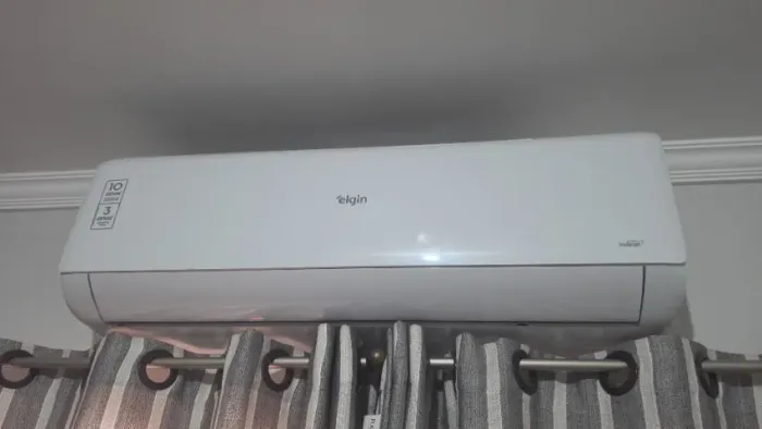 Ar condicionado Elgin 18.000 btus wifi novíssimo