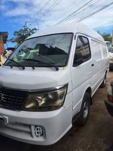 Jinbei Topic Van L 2.2 8V/ 2.0 16V 4P 2011