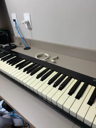 Teclado MIDI Nektar Impact GX61