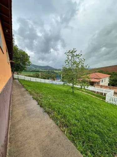 Casa à venda em Carmo de Minas! REF: CV351