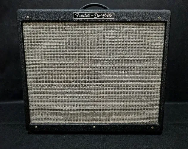 Fender Hot Rod DeVille 2x12 (ñ Marshall Bogner Kemper Bassman Meteoro)