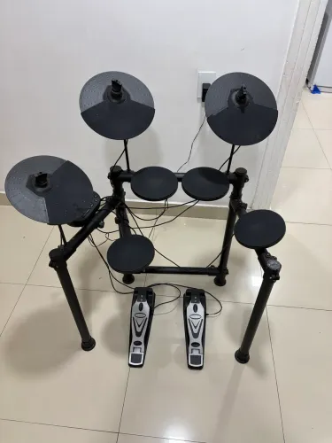 bateria eletrônica SD700.