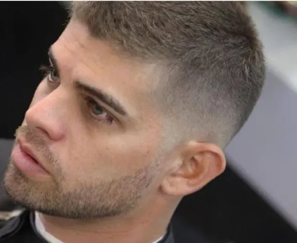 BARBEIRO A DOMICÍLIO, VOU ATÉ O CLIENTE