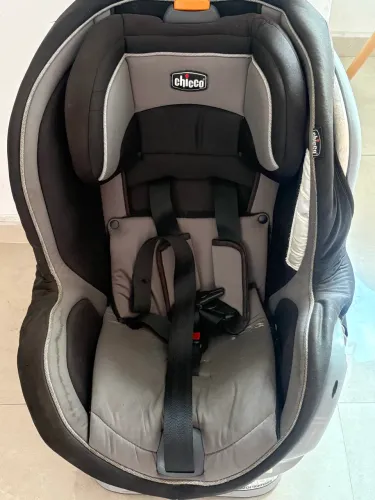 Cadeira de automóvel