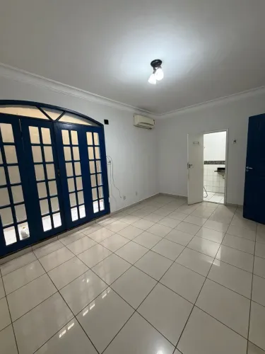 Casa de rua para aluguel com 3 quartos em Guamá - Belém - PA