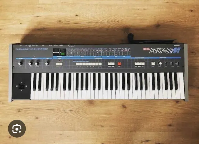 Roland JV90 - Roland D50 - Yamanha DX7 S - Korg Poly61M - peças. Tenho quase todas.