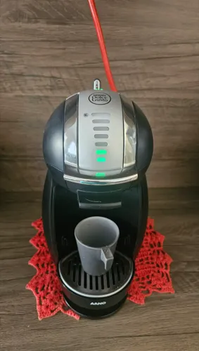 Cafeteira Dolce Gusto Genio 2