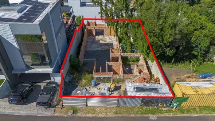 Terreno em Condomínio Próximo ao Parque Barigui com projeto aprovado!