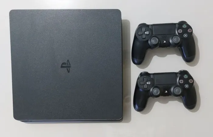 PlayStation 4 Slim 1 TB