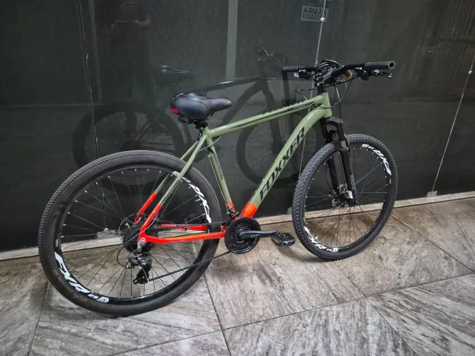 Bicicleta Foxxer aro 29. Verde e laranja