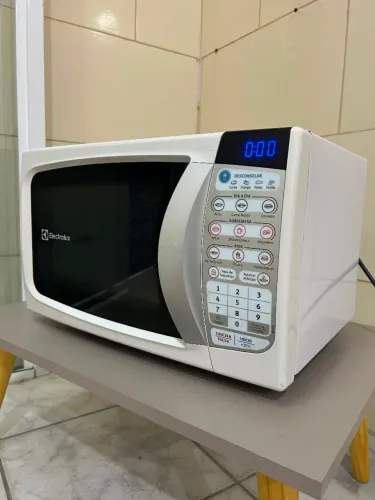 Microondas lg easy clean 