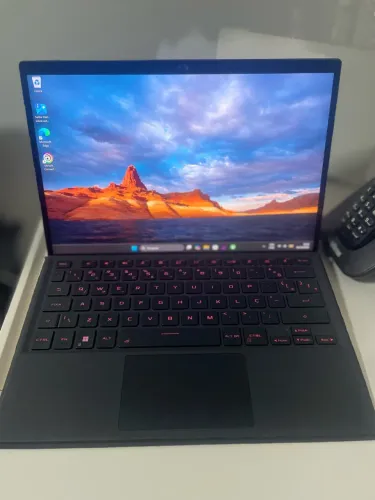 ASUS ROG Flow Z13 i9 13ª Geração | RTX 2050 | 16GB RAM | SSD 512GB | 165Hz Aceito Trocas