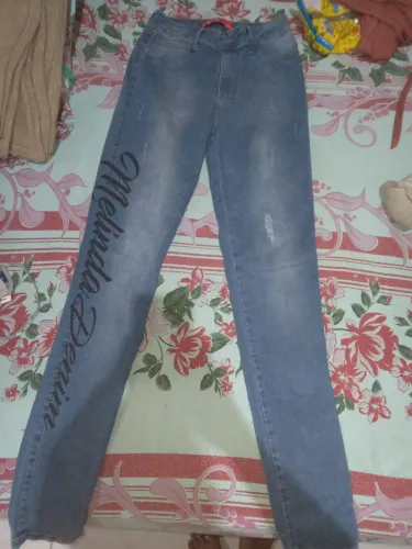 Vendo essa calça jeans