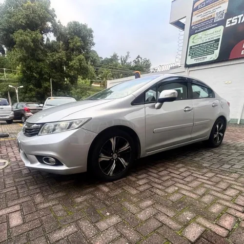 Honda Civic Sedan LXR 2.0 Flexone 16V Aut. 4P 2014