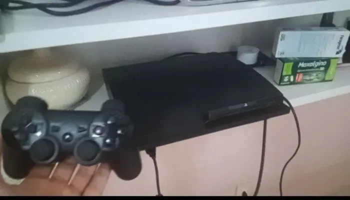 PS3 desbloqueado + Controle