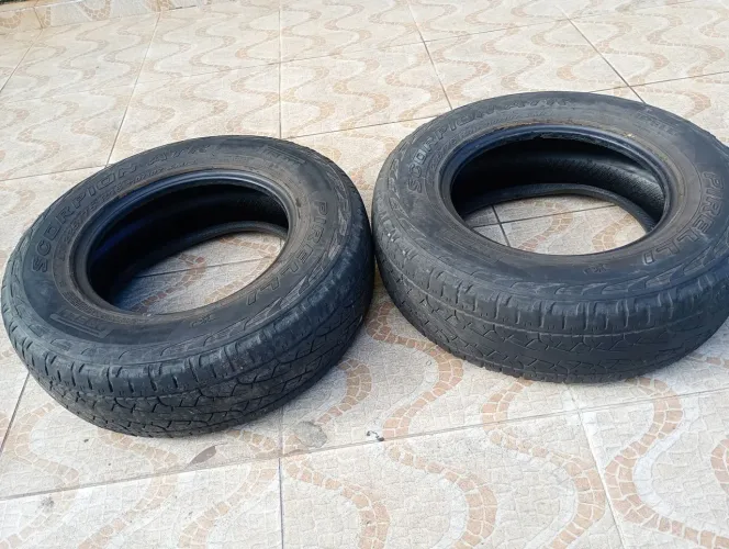 Vendo pneus 225 / 75 / Aro 16