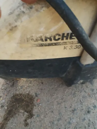 Vendo uma bomba de lavar carro 