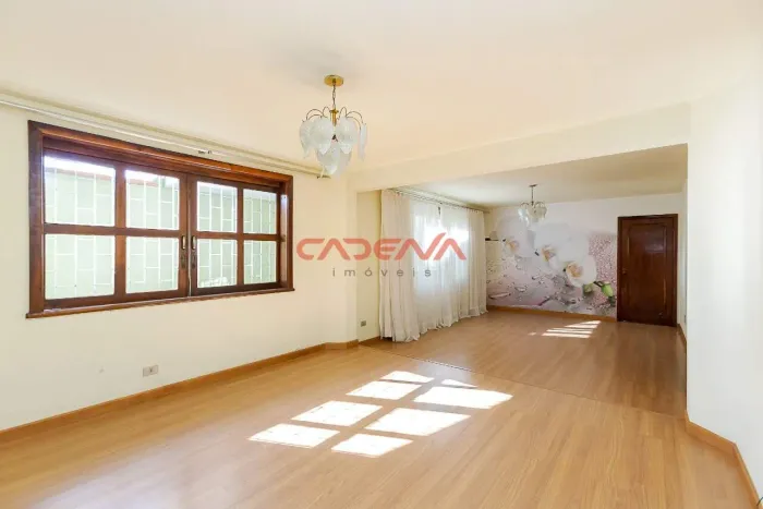 Casa 5 quartos 3 suítes 6 vagas para aluguel no bairro Santa Quitéria