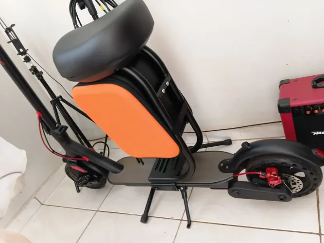 Patinete eletrico AMZY 350W Potência Bateria 10ah Categoria juvenil
