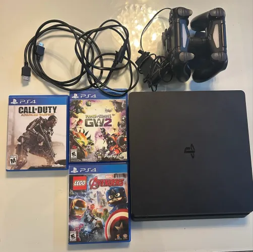 PS4 Slim 1 TB + 2 Controles Originais + Base Carregadora + 3 Jogos