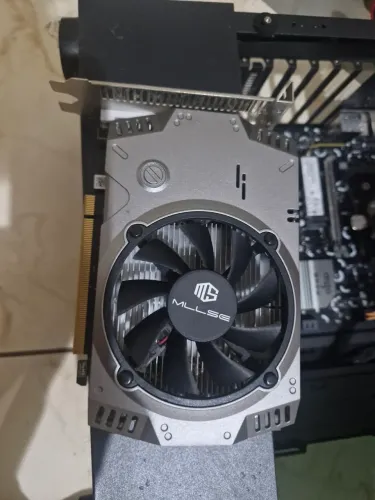 Placa de vídeo RX550 4G 128Bits