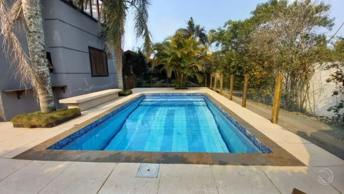 Casa para Venda em Florianópolis, Morro das Pedras, 3 dormitórios, 3 suítes, 5 banheiros,