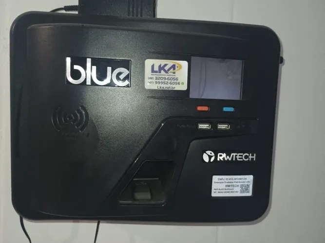 Relógio de Ponto Biométrico RWTECH REP BLUE BioProx-C - Semi novo com impressão digital