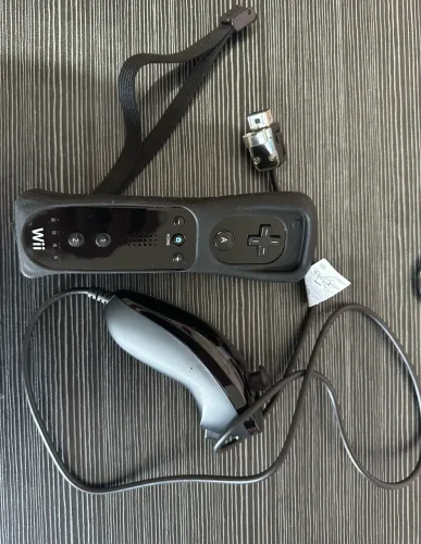 Wii Remote Plus Original Nintendo Preto | Motion Plus Integrado | Wii / Wii U