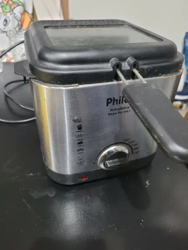 Vendo fritadeira eletrica a oleo philco