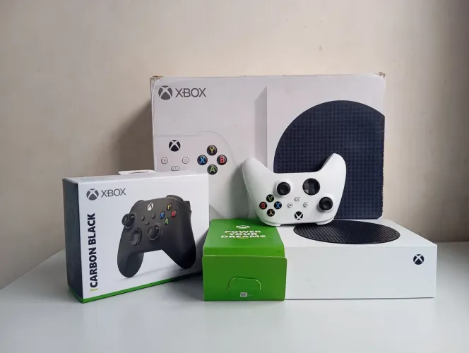Xbox Series S 2 controles