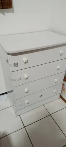 Cômoda de bebê