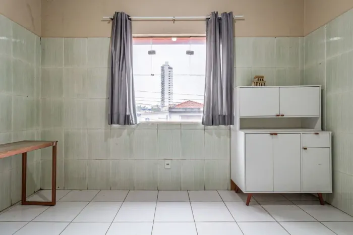 Sala comercial na Rua Tuiuti, 2771 - Sala 1 30 m²
