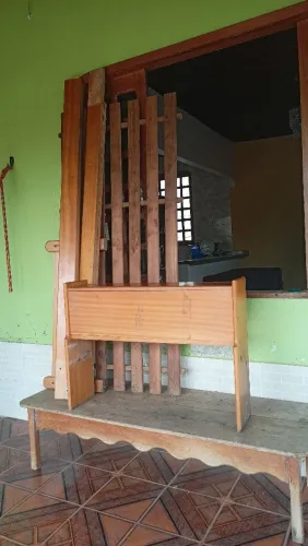 Cama de Solteiro com cabeceira de baú