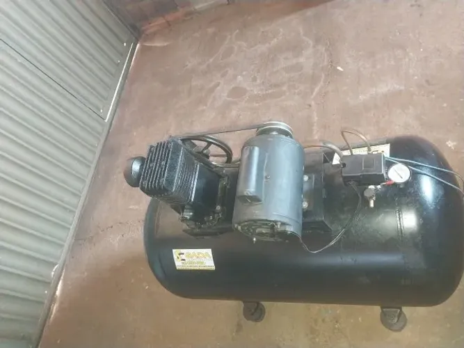 Compressor 10 pés Schulz mundial monofasico 175lts