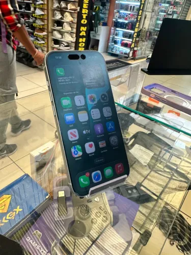 iPhone 15