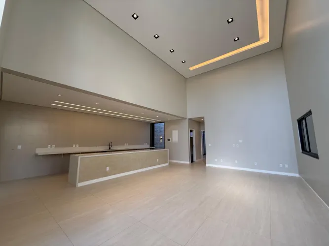 Casa alto padrão em Arniqueiras