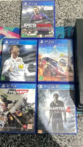 PlayStation 4 PRO