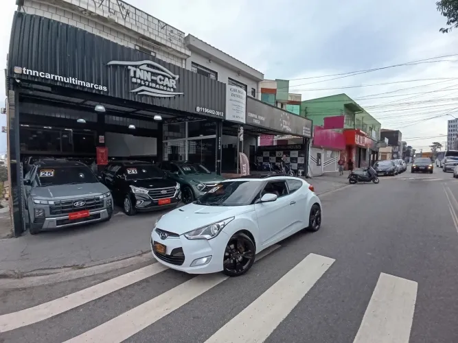 Hyundai Veloster 1.6 16V 140cv Aut. 2013