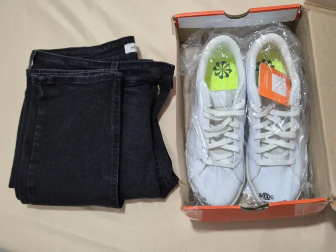 Tênis Nike Court Royale 2, n°40 + Calça Jeans Hering Skinny Preta, n°40
