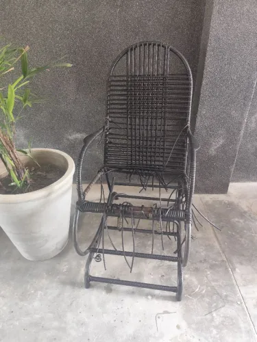 CADEIRA DE BALANÇO