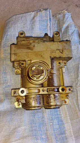 Bomba de óleo do motor freemont Dodge Journey original 