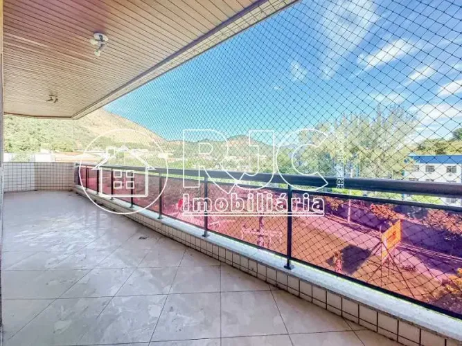Imóvel para venda tem 126 metros quadrados com 3 quartos em Jardim Sulacap - Rio de Janeir