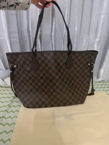 Bolsa Louis Vuitton nova premium